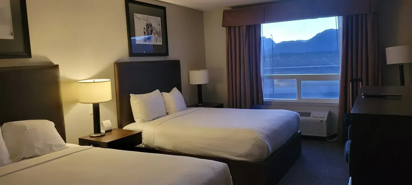 Mountain setting around Stoney Nakoda Resort and Casino in Kananaskis